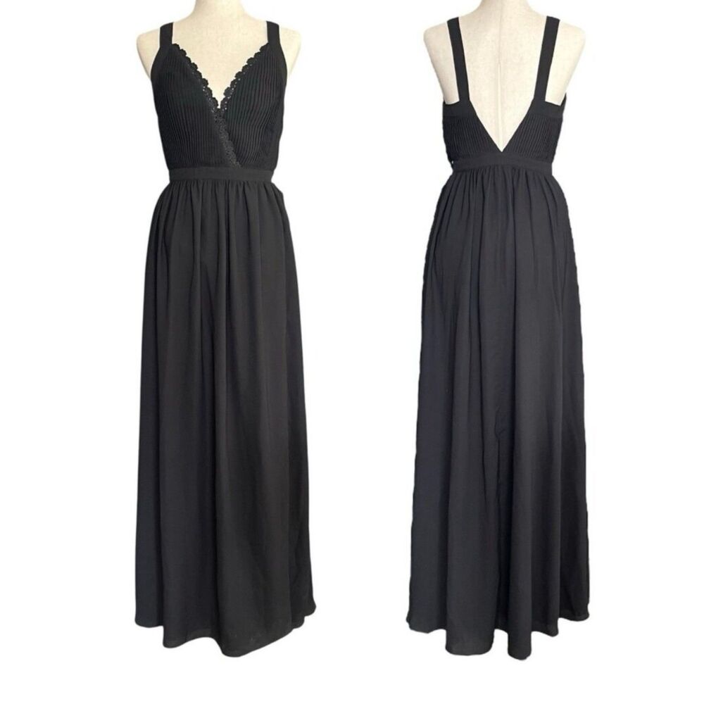 NWT-FAME and PARTNERS Black Double V Lace Trim Thigh Slit Maxi Dress, Sz 6